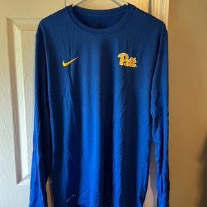 Mens PITT panther long sleeve dry fit tee. Size L Blue.